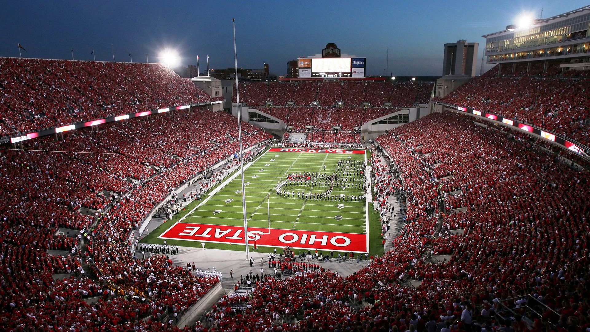 开云 官网 入口-英超冲刺无限：悬念、精彩持续升温！，英超 满场